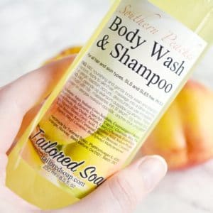 Gul dusjsåpe og shampo med fersken duft