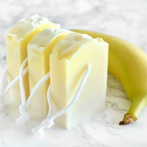 Gul kaldprosess såpe med banan duft