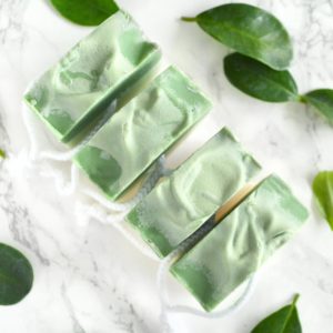 Grønn kaldprosess såpe med bonsai duft