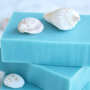 Blå kaldprosess såpe med duft av bølger